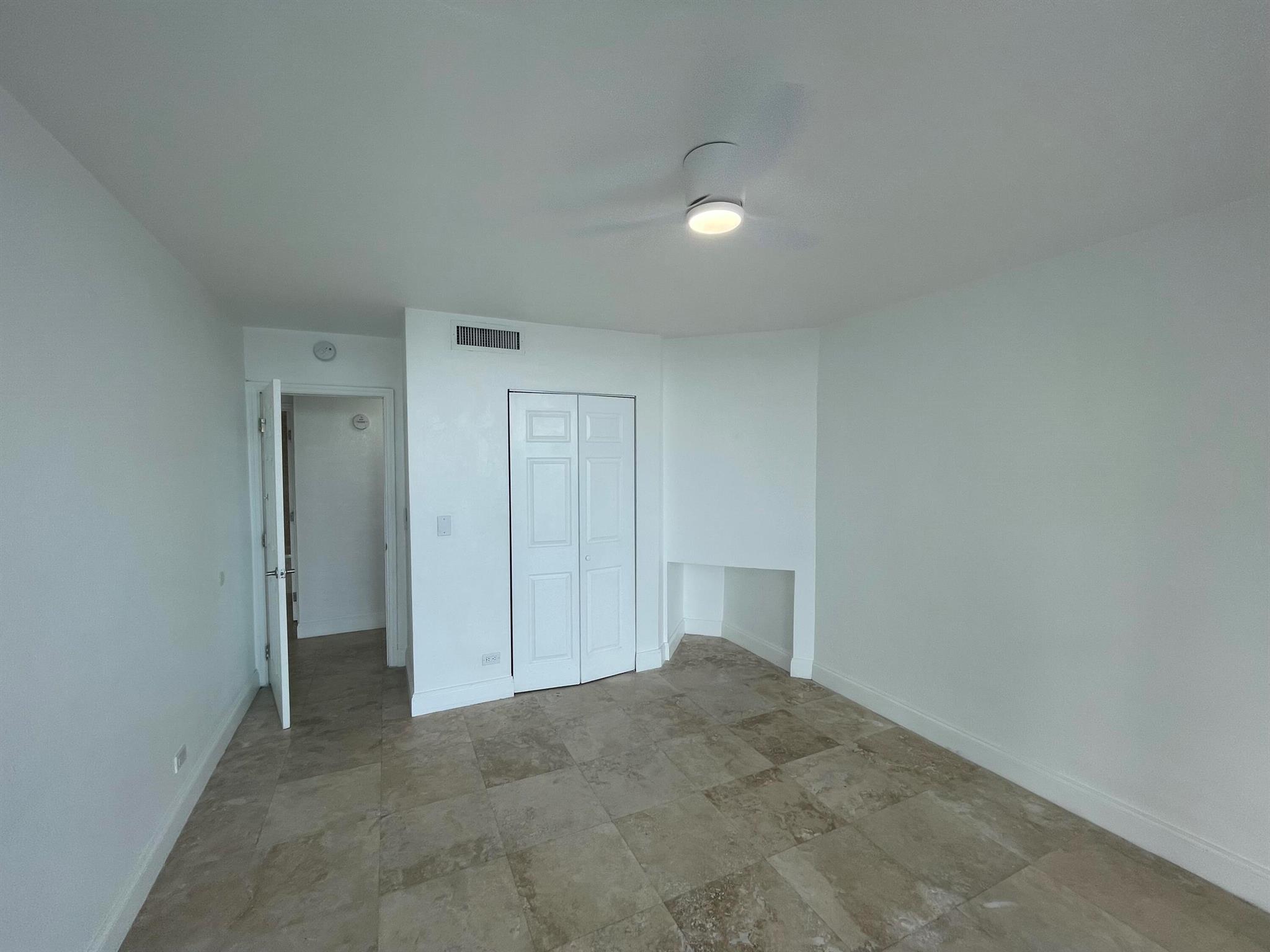 image BRICKELL TOWNHOUSE CONDO19