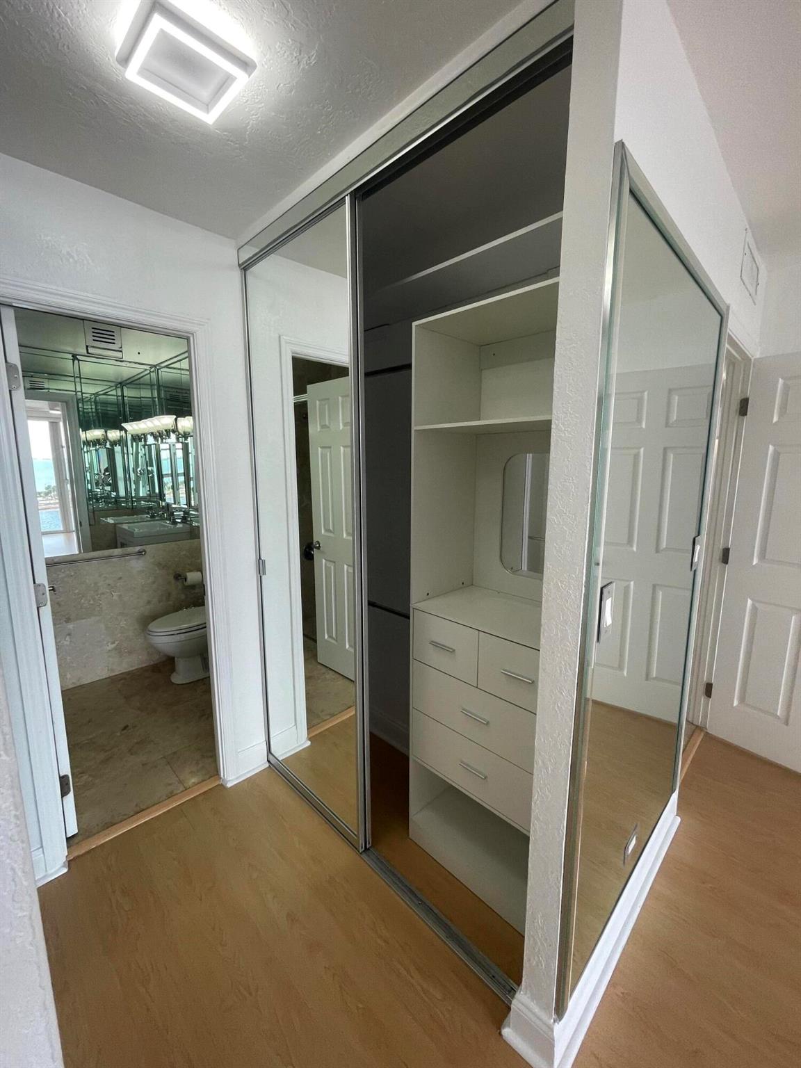 image BRICKELL TOWNHOUSE CONDO29