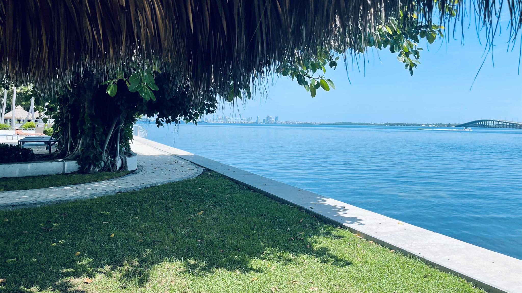 image BRICKELL TOWNHOUSE CONDO37