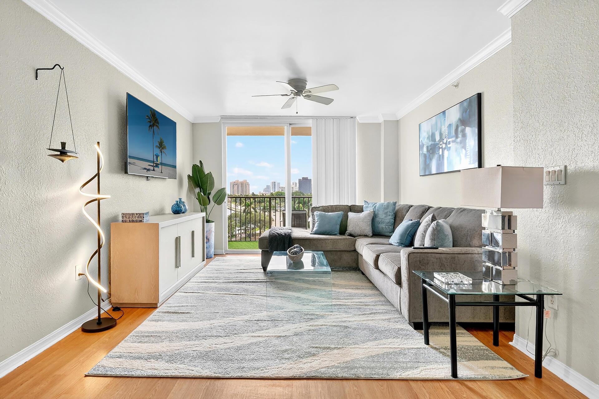 1801 N Flagler Dr #704