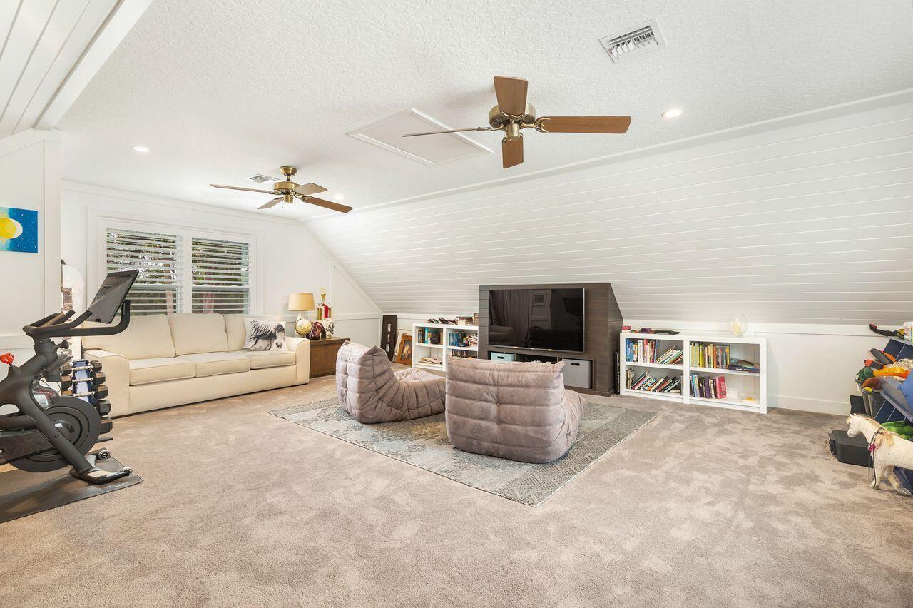 10070 Trailwood Cir Jupiter, FL 33478