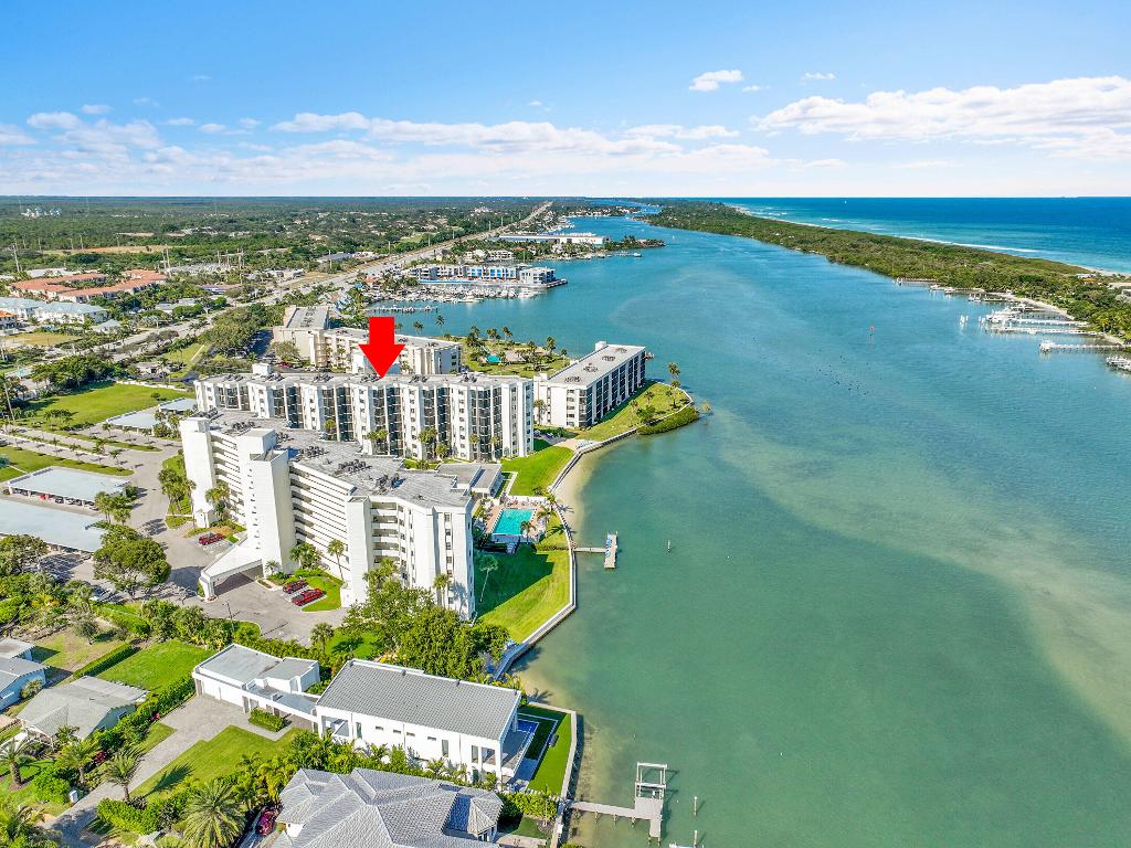 19800 Sandpointe Bay #204 Tequesta, FL 33469