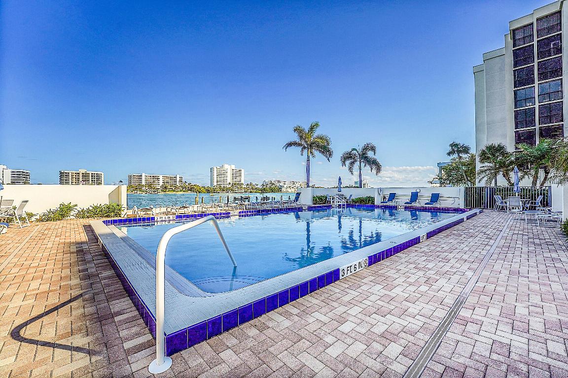 19800 Sandpointe Bay #204 Tequesta, FL 33469