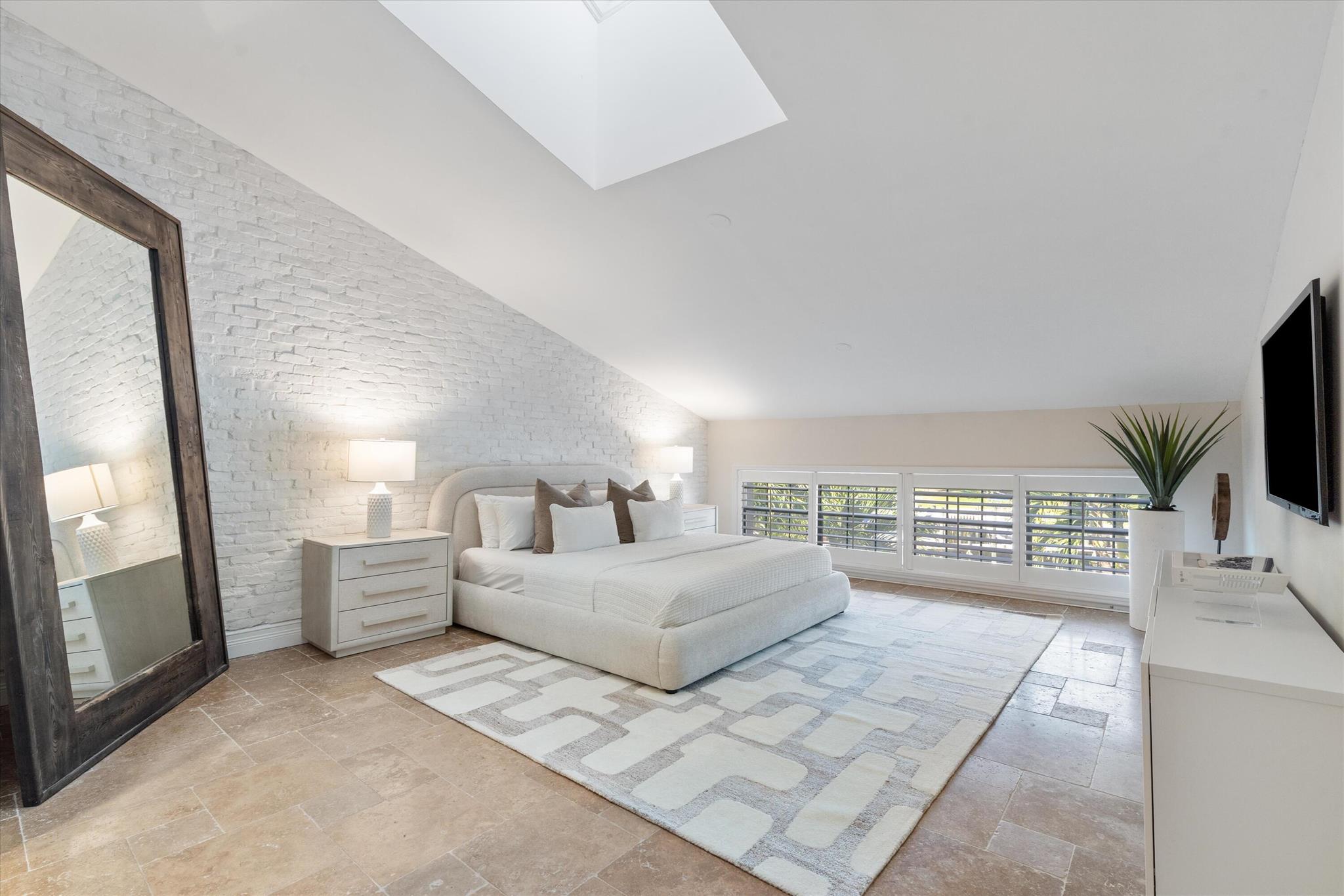 2359 Treasure Isle Dr #33 West Palm Beach, FL 33410