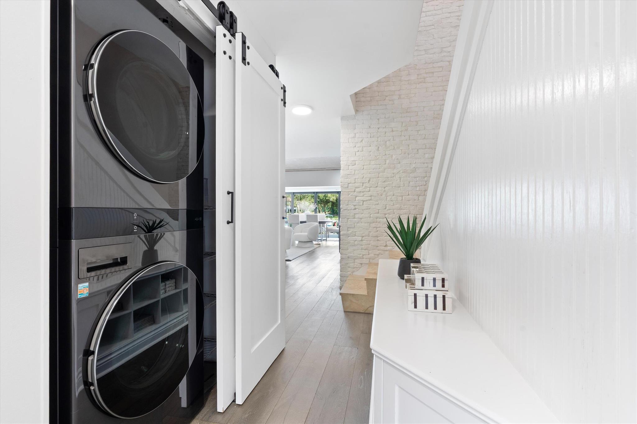 2359 Treasure Isle Dr #33 West Palm Beach, FL 33410