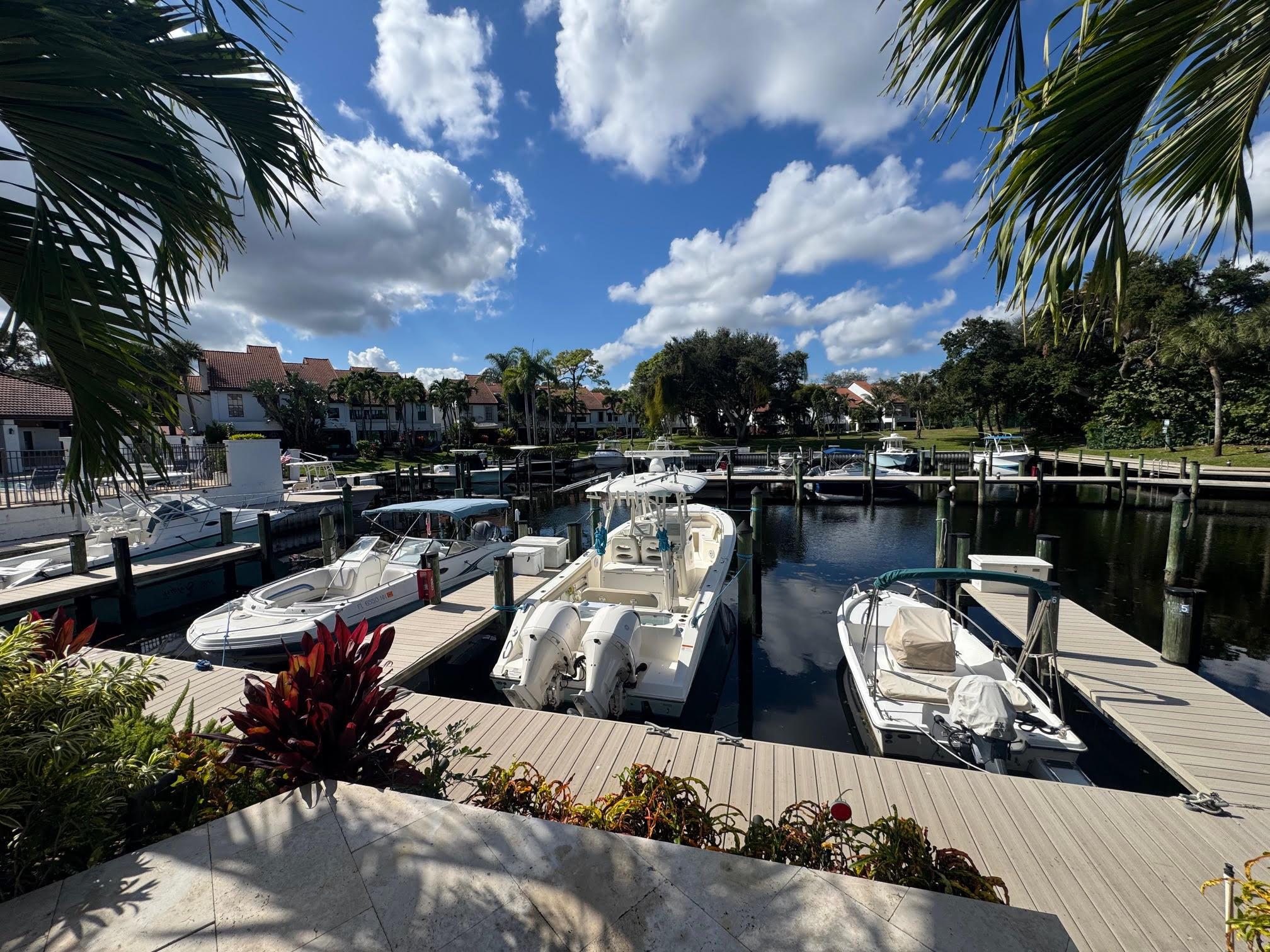 2359 Treasure Isle Dr #33 West Palm Beach, FL 33410