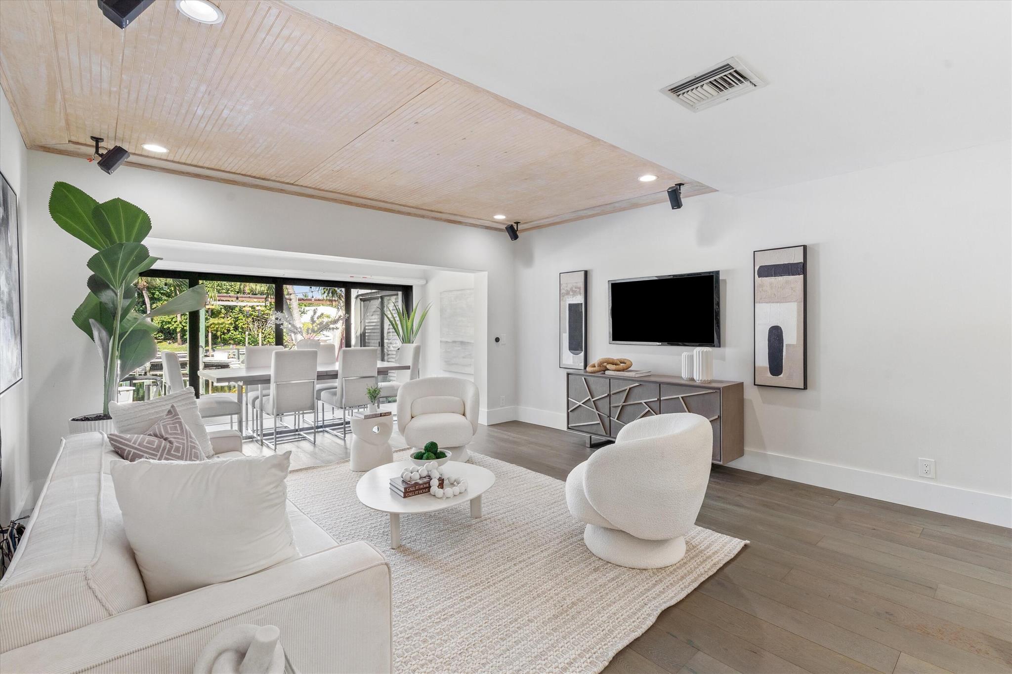 2359 Treasure Isle Dr #33 West Palm Beach, FL 33410