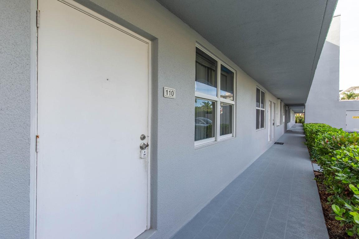 2565 S Ocean Blvd #1100 Palm Beach, FL 33480