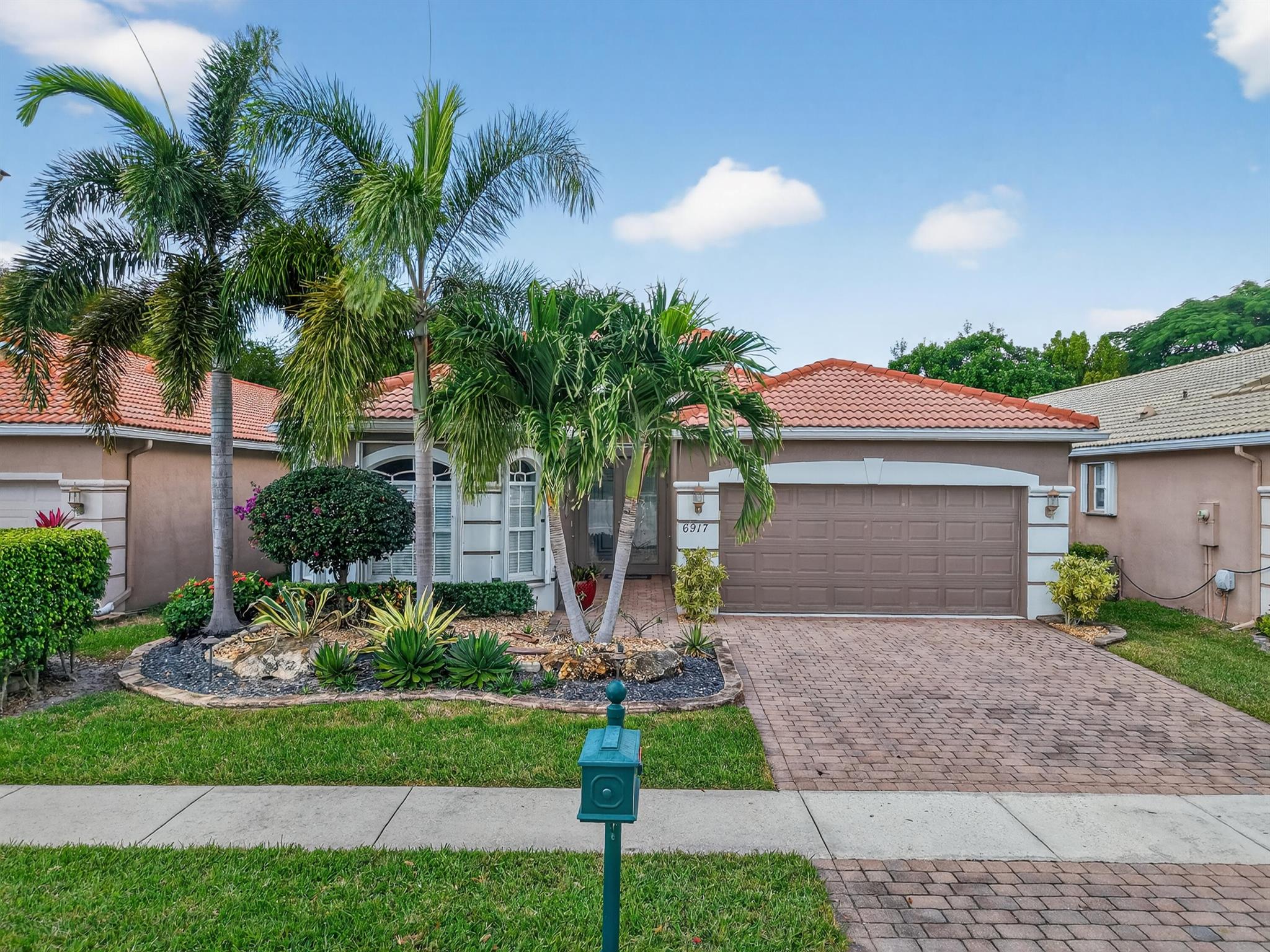 6917 Pisano Dr Lake Worth, FL 33467