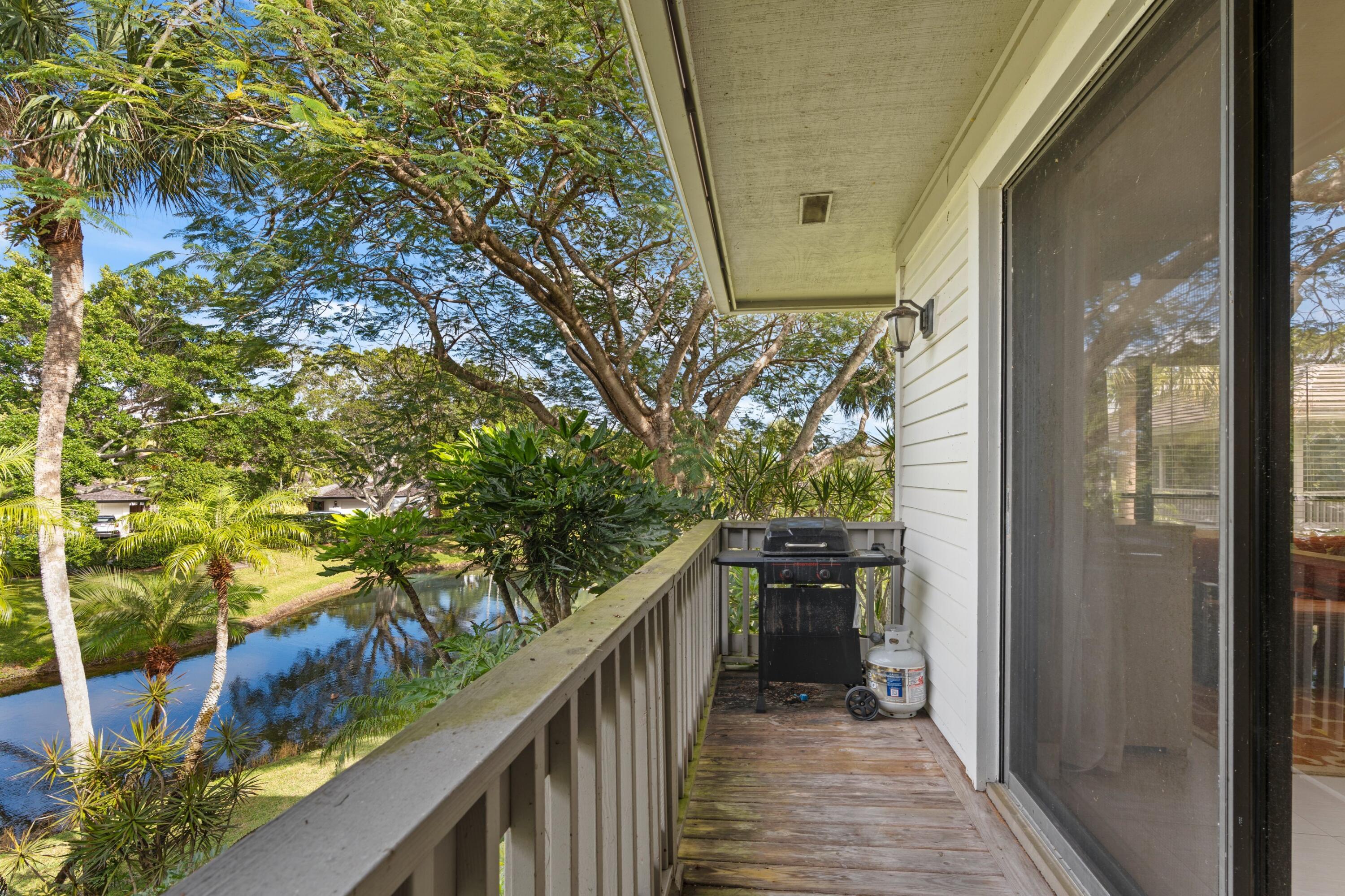 11830 Pebblewood Dr #202 Wellington, FL 33414