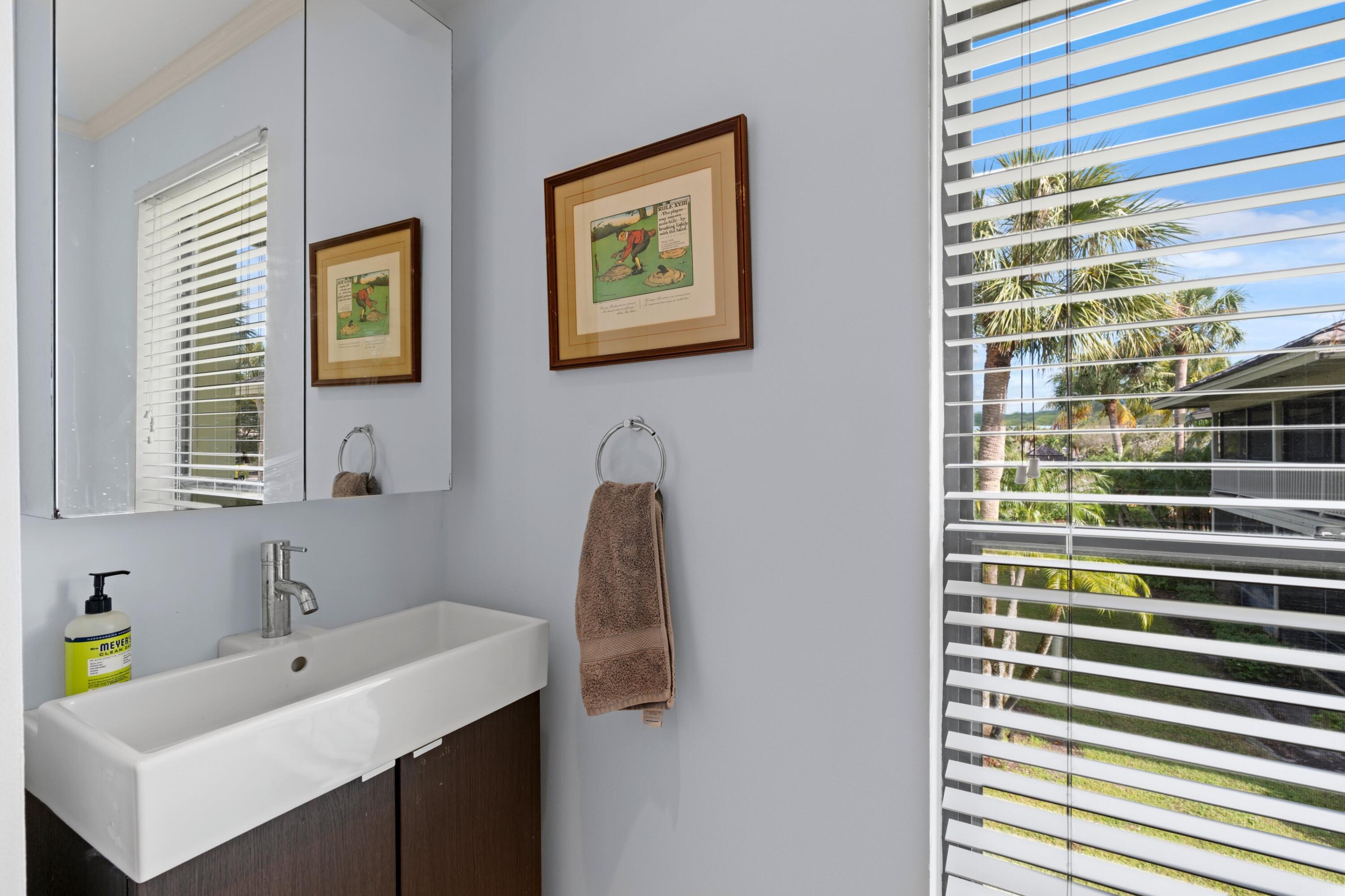 11830 Pebblewood Dr #202 Wellington, FL 33414