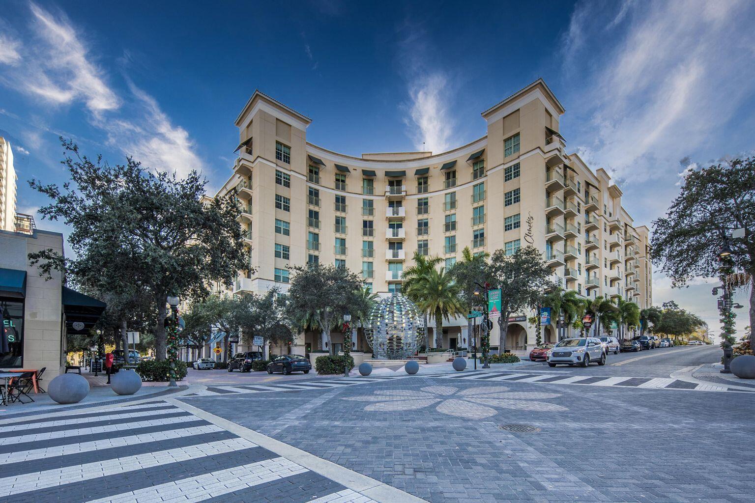 610 Clematis St #102