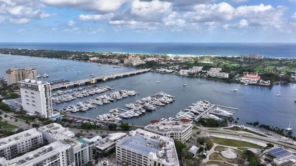 610 Clematis St #102 West Palm Beach, FL 33401