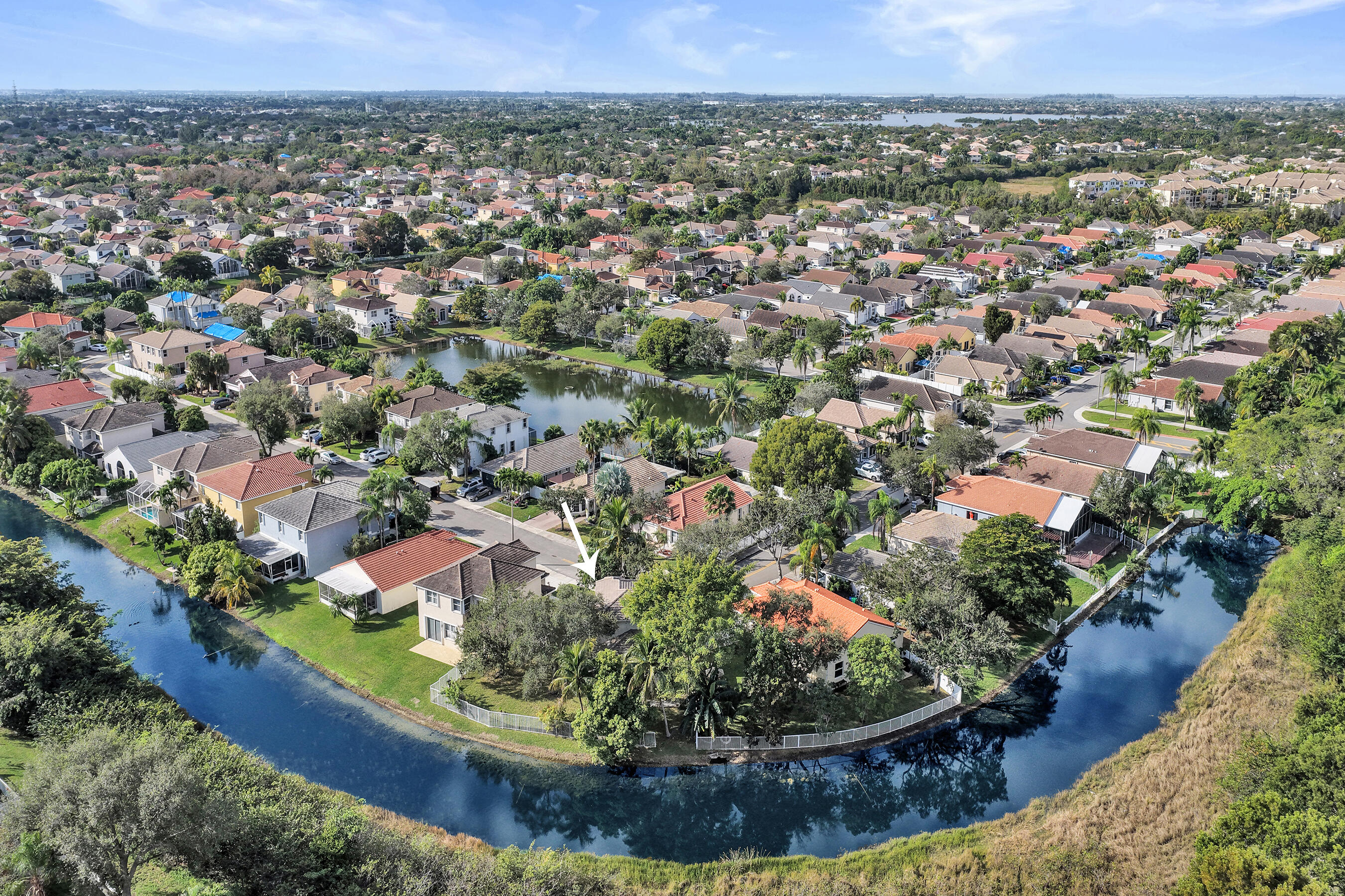 2389 NW 162nd Pembroke Pines, FL 33028