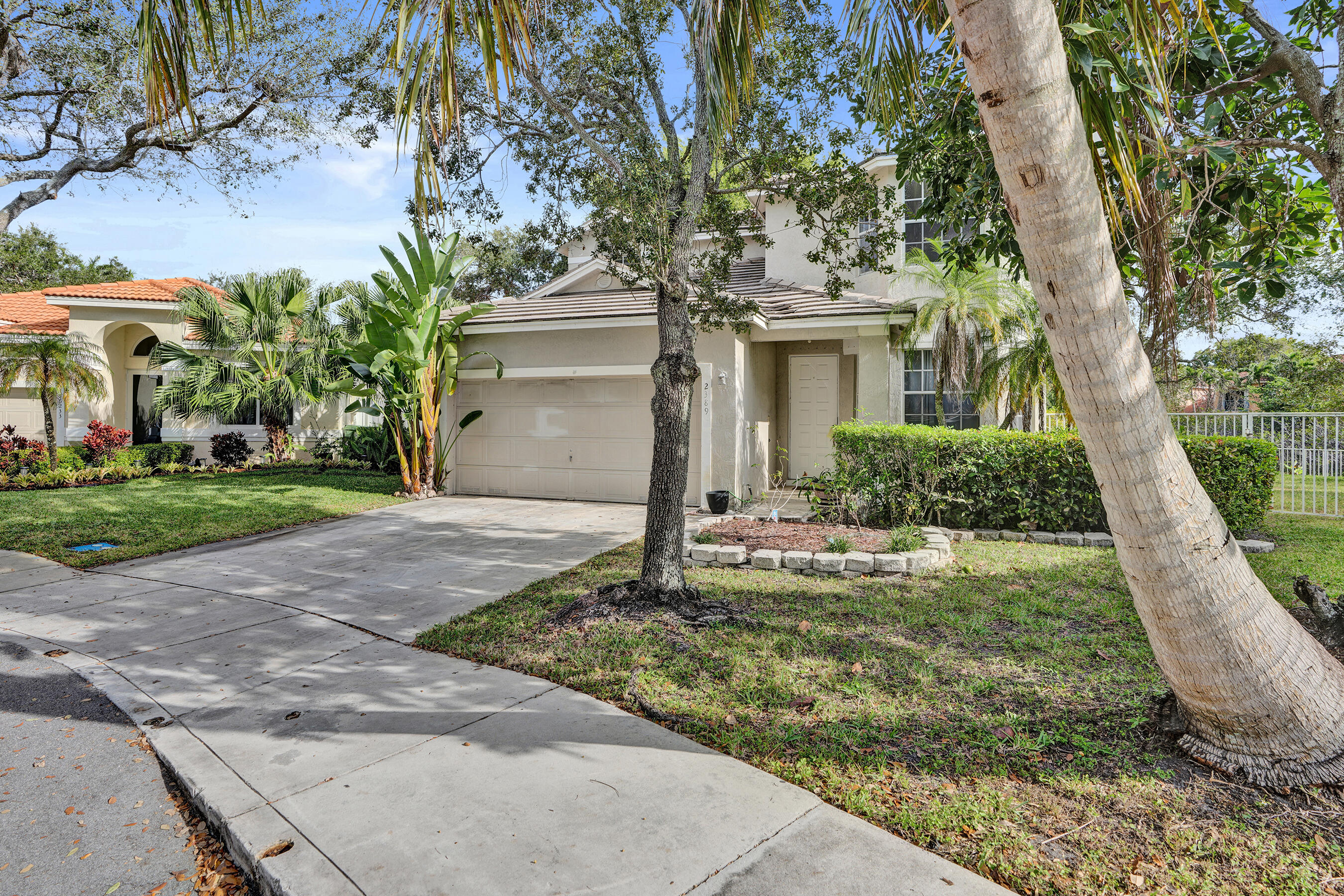 2389 NW 162nd Pembroke Pines, FL 33028