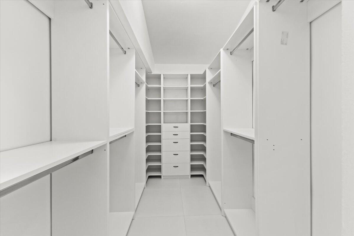 20221 NW 8th Pembroke Pines, FL 33029