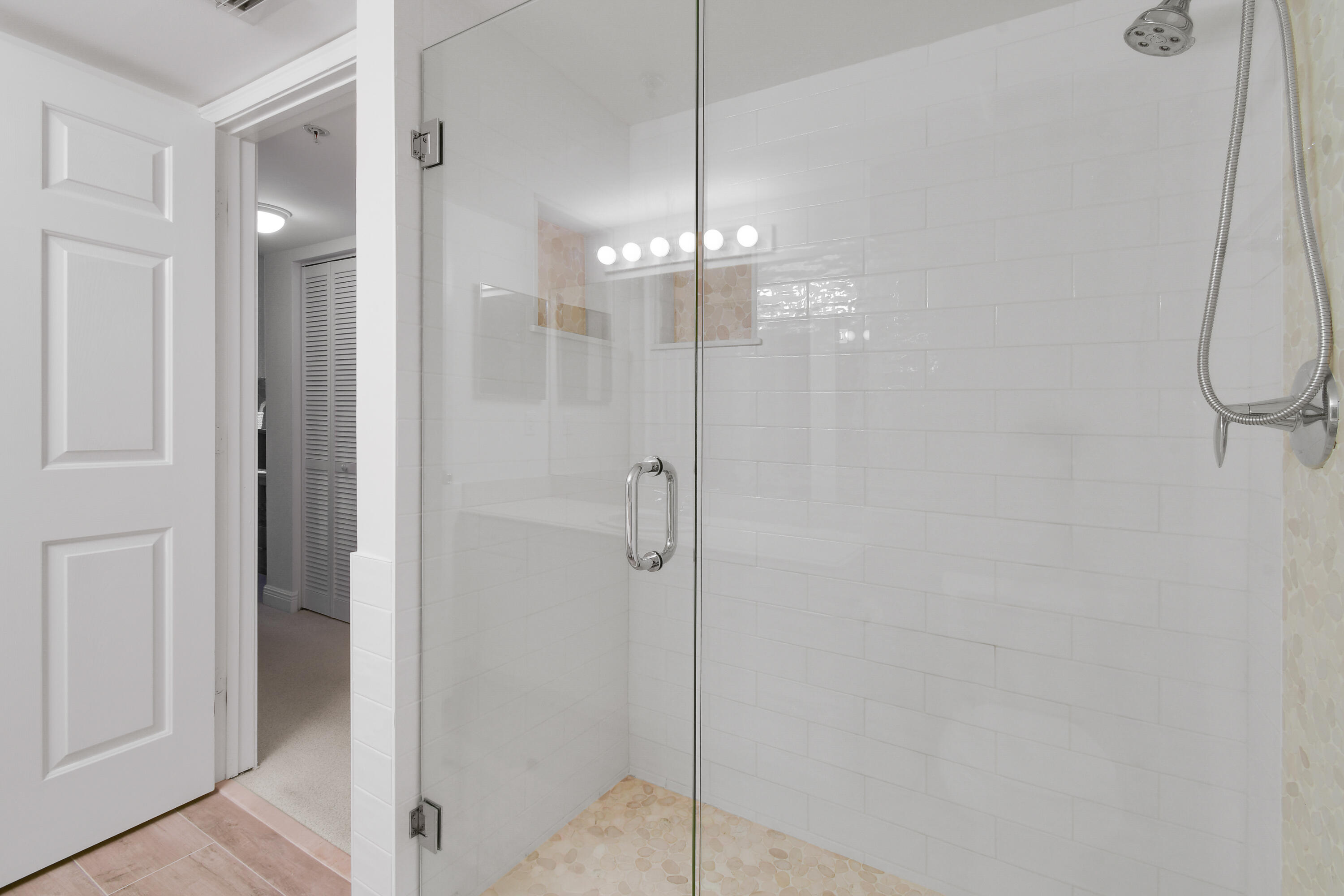 242 Village #2203 Tequesta, FL 33469