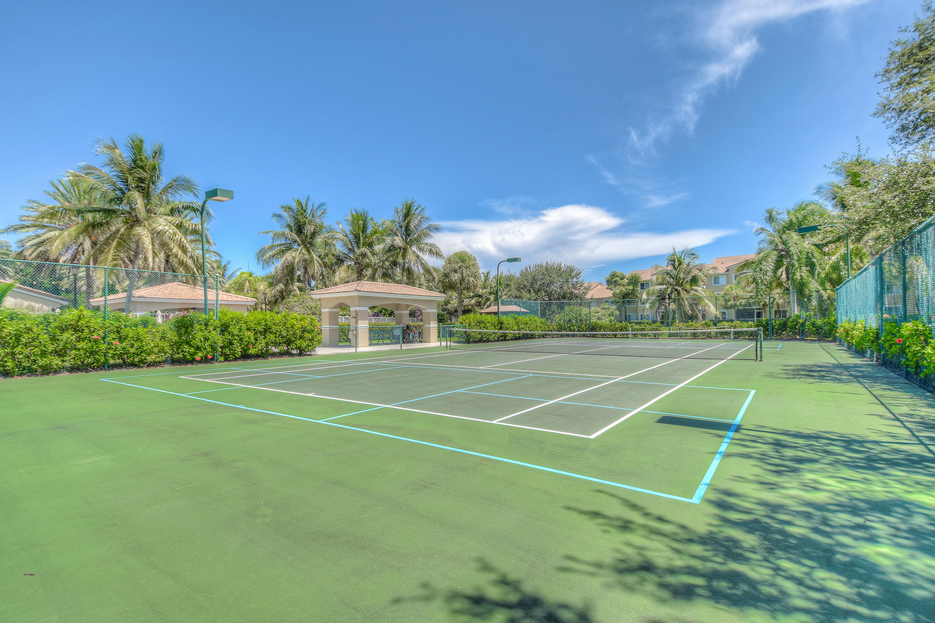 242 Village #2203 Tequesta, FL 33469