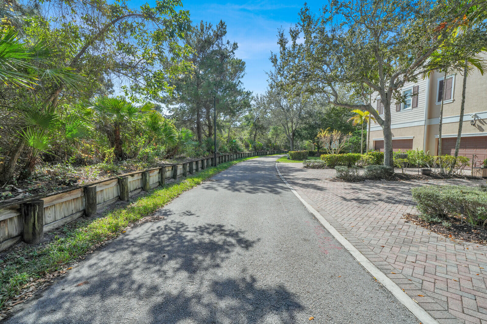 285 E Bay Cedar Jupiter, FL 33458