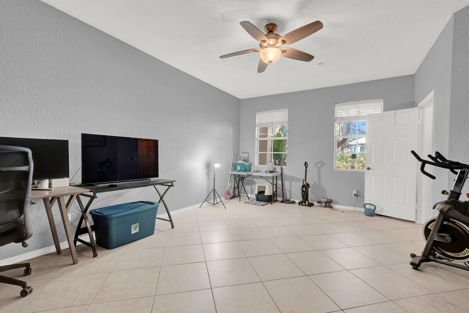 285 E Bay Cedar Jupiter, FL 33458