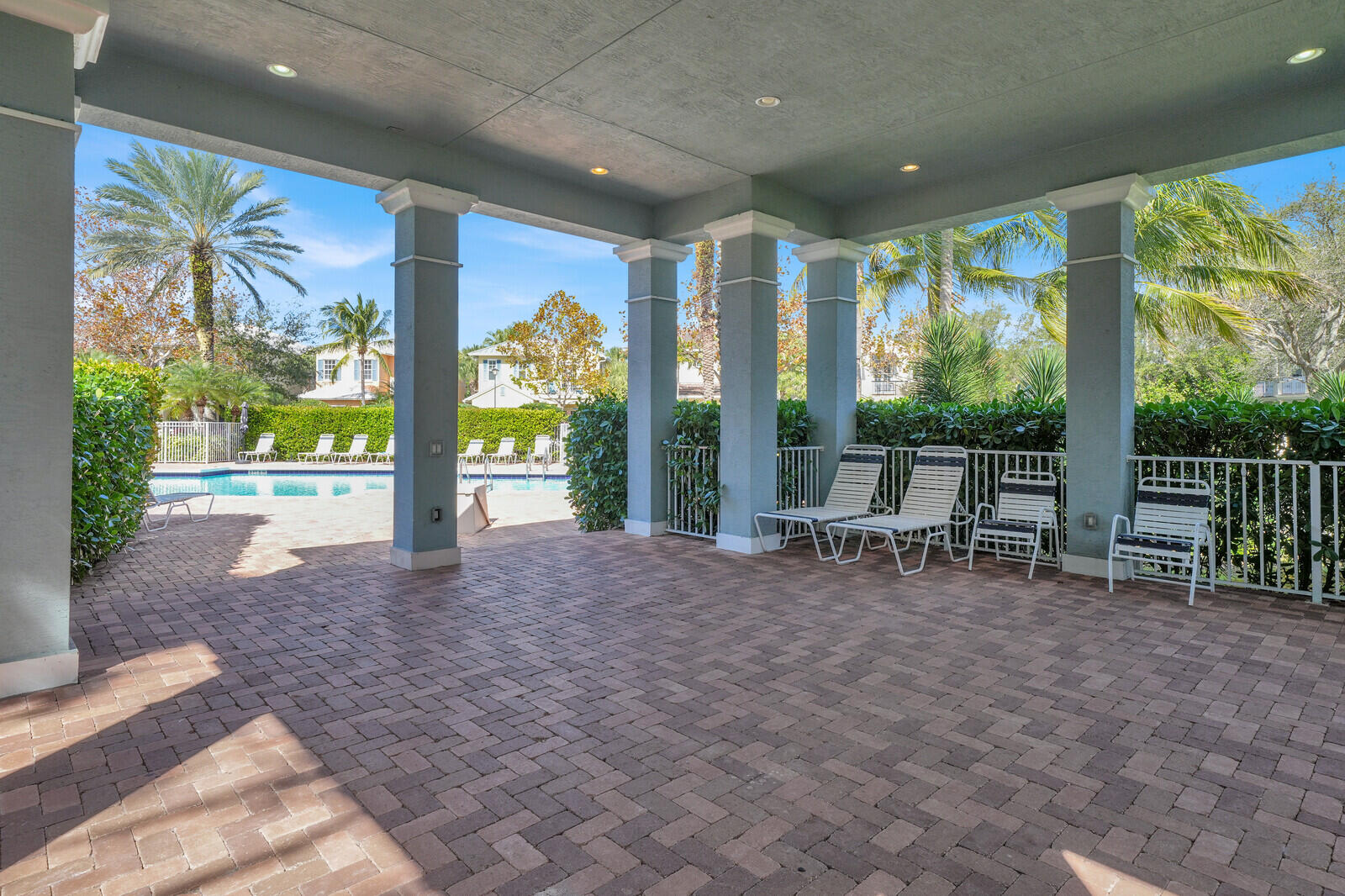 285 E Bay Cedar Jupiter, FL 33458