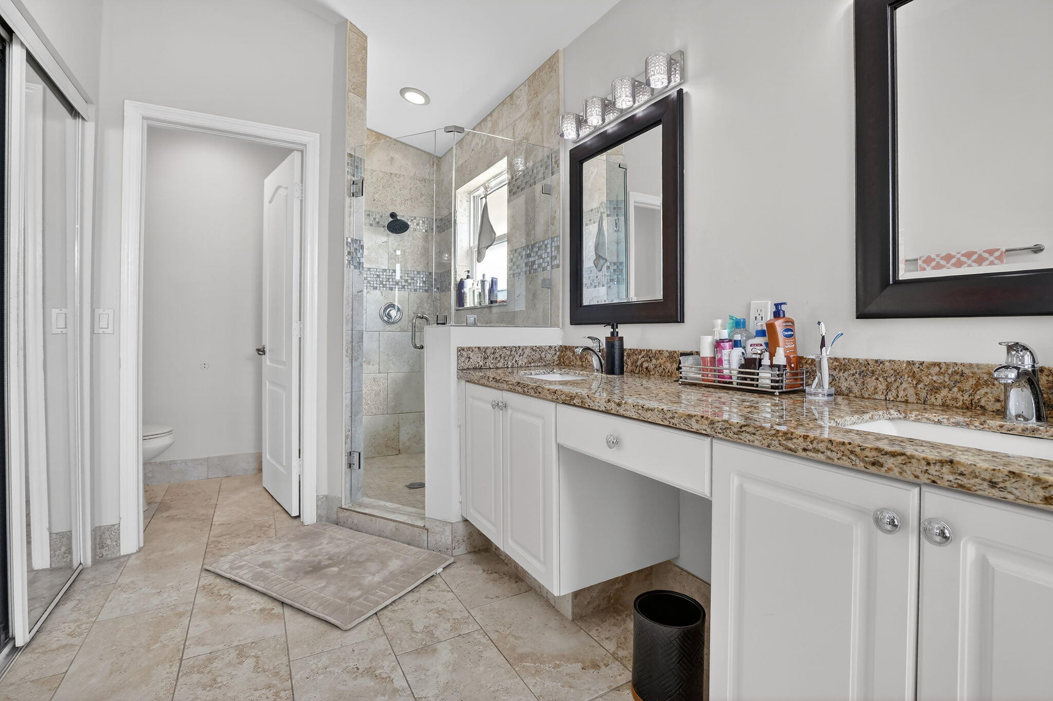 1583 SW 186th Pembroke Pines, FL 33029