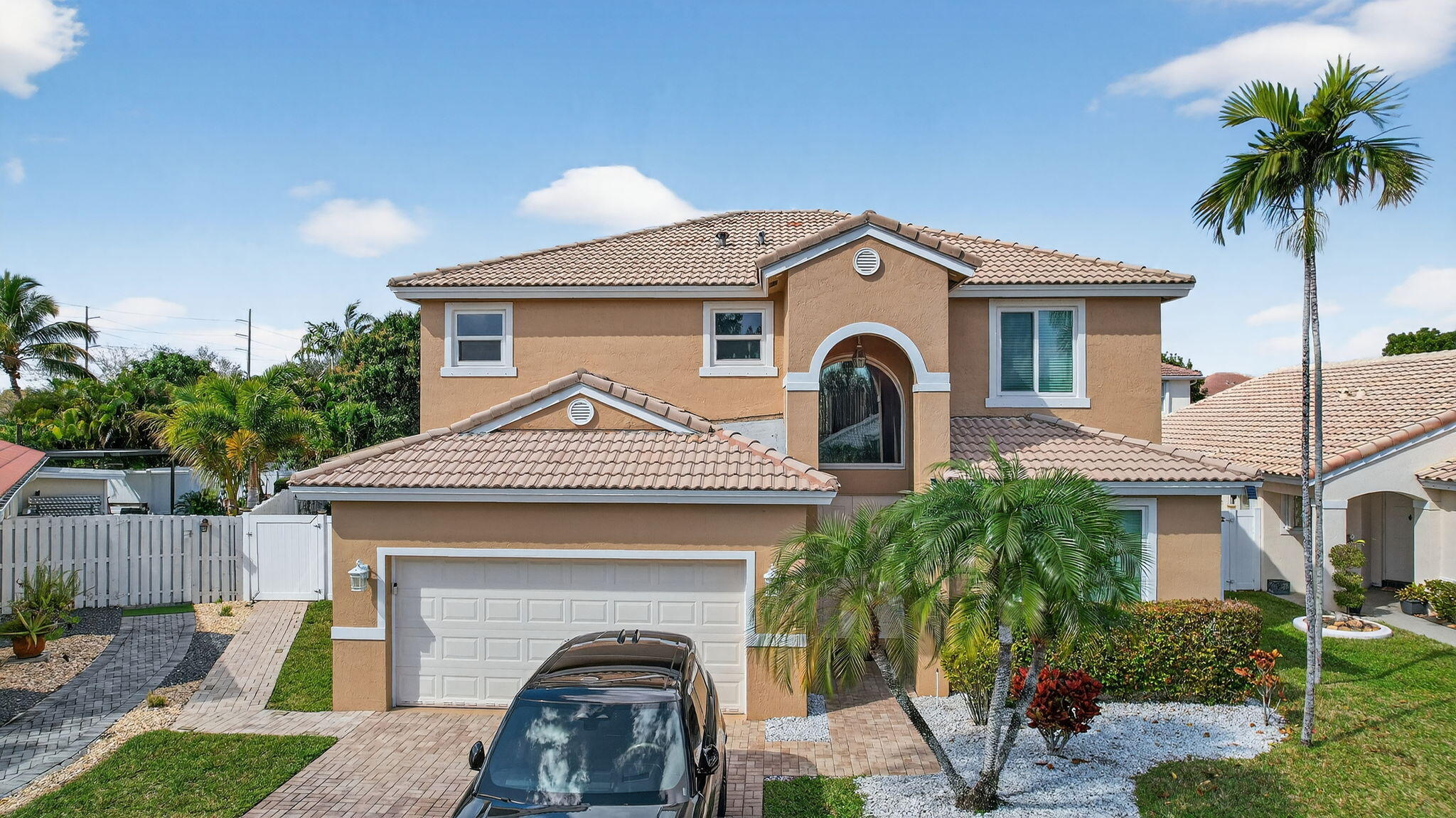 1583 SW 186th Pembroke Pines, FL 33029