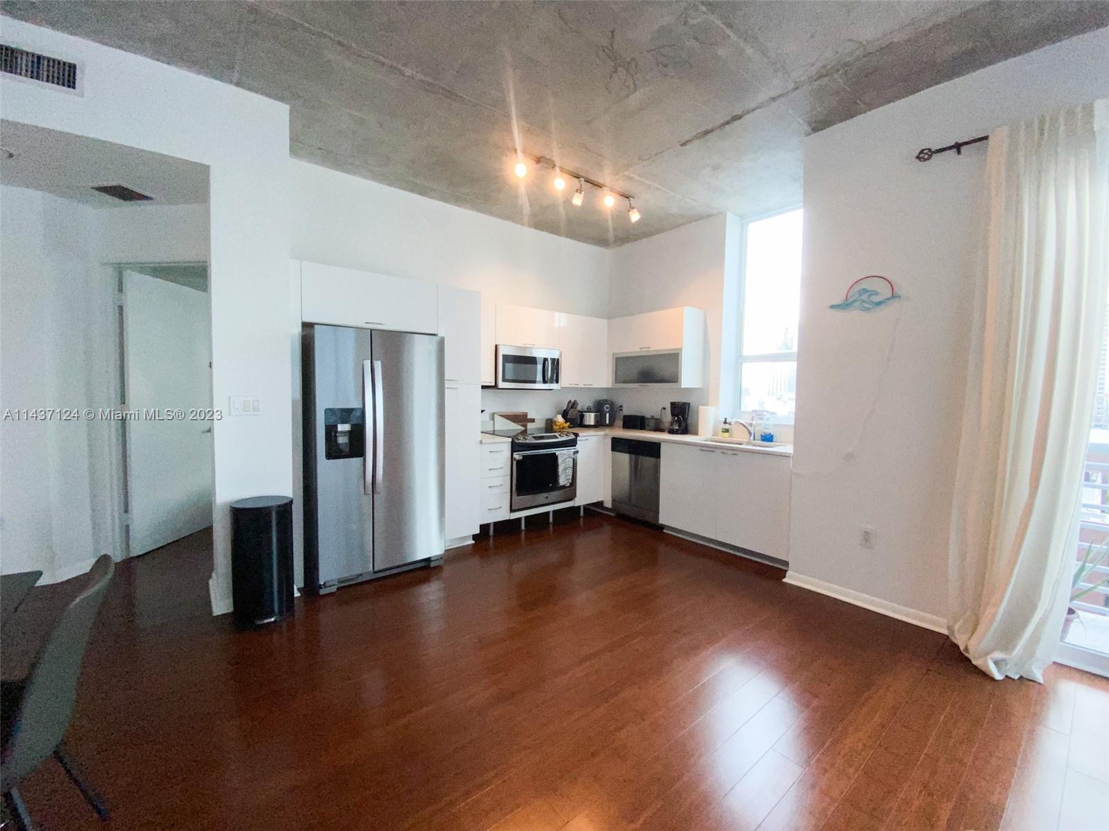 image Loft Downtown I4