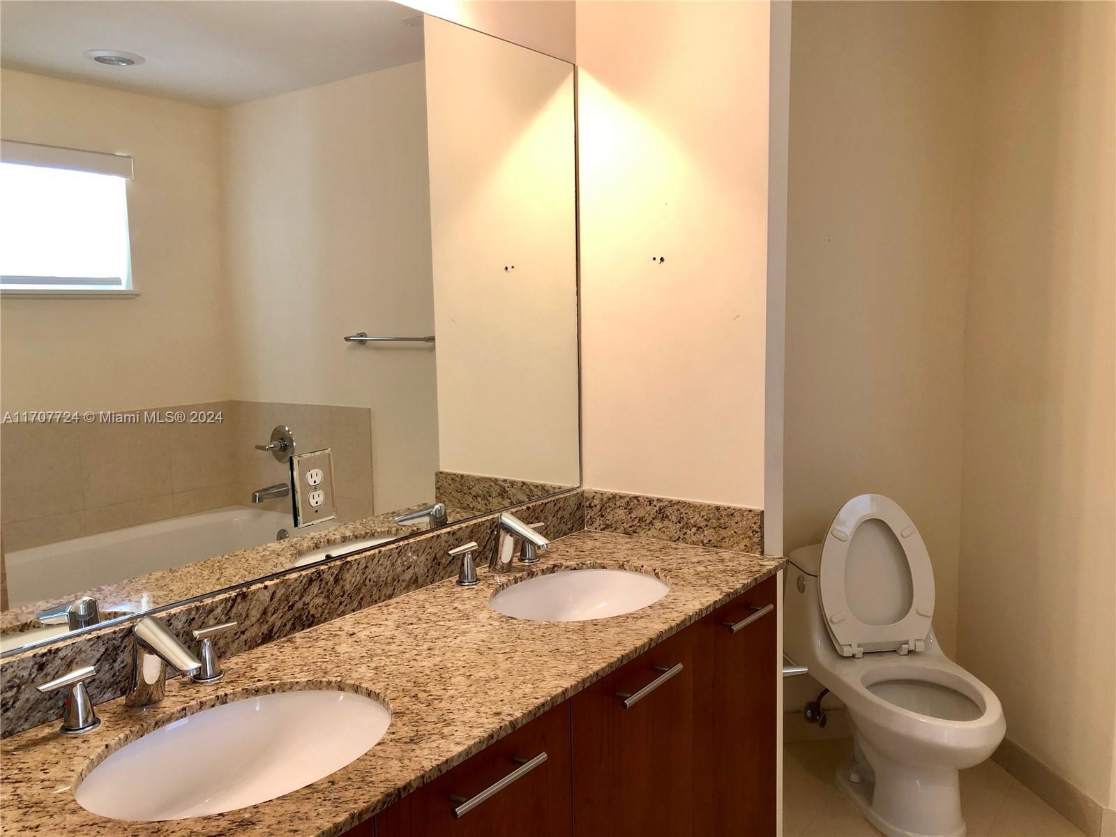 2700 NE 184th Ter #126,Aventura, FL 33160