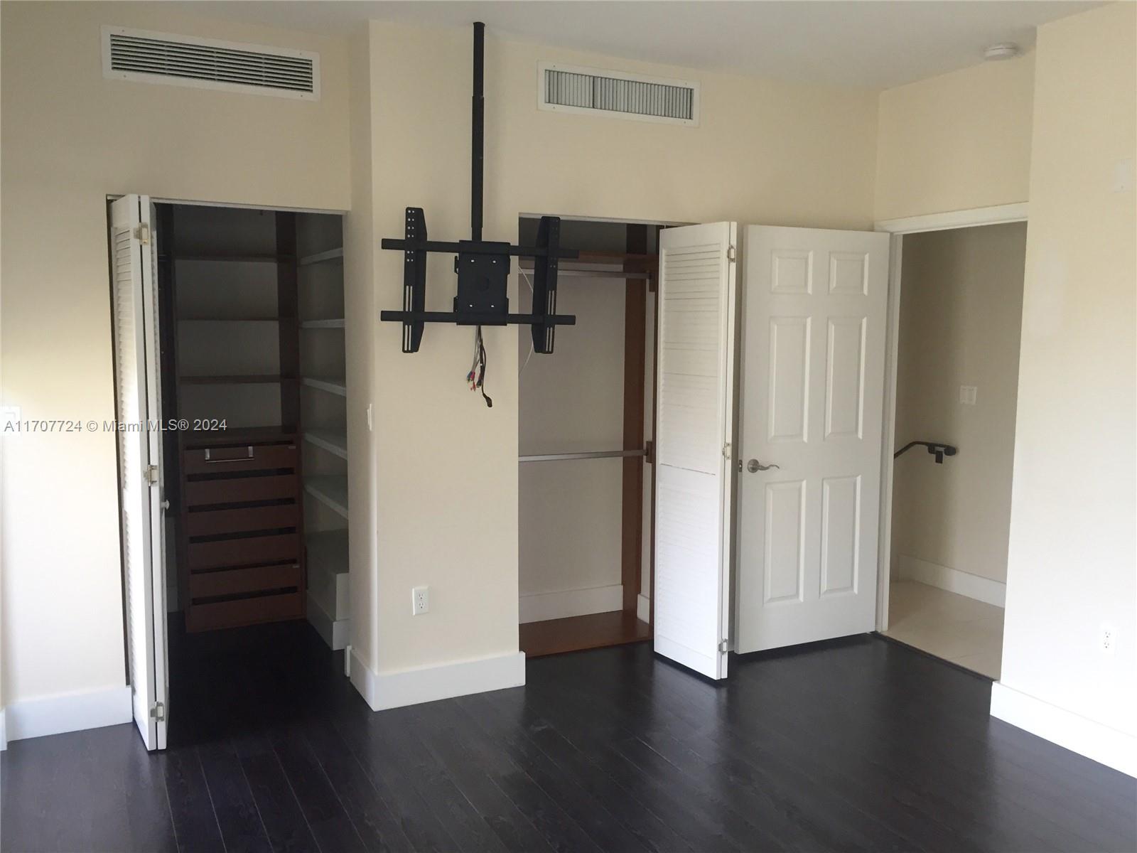 2700 NE 184th Ter #126,Aventura, FL 33160