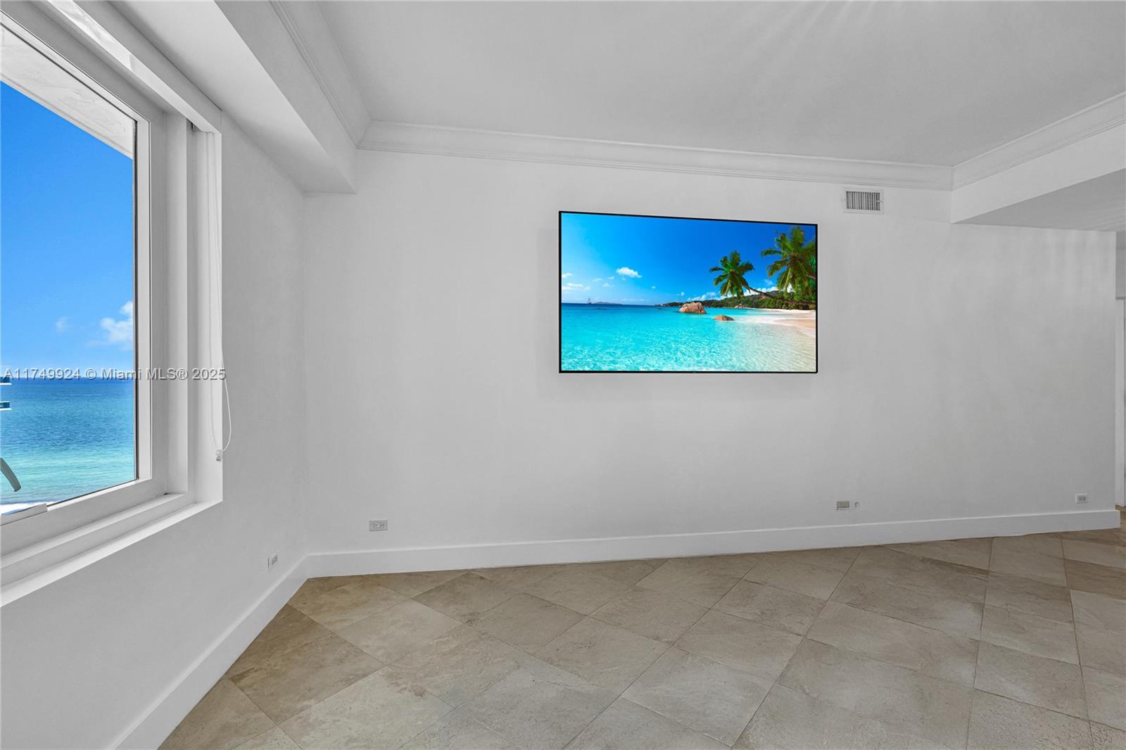 image Roney Palace Condo21
