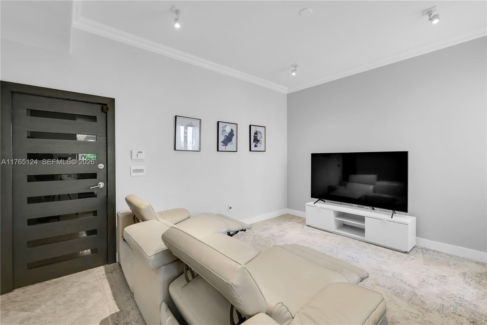 3015 NE 208th St Aventura, FL 33180