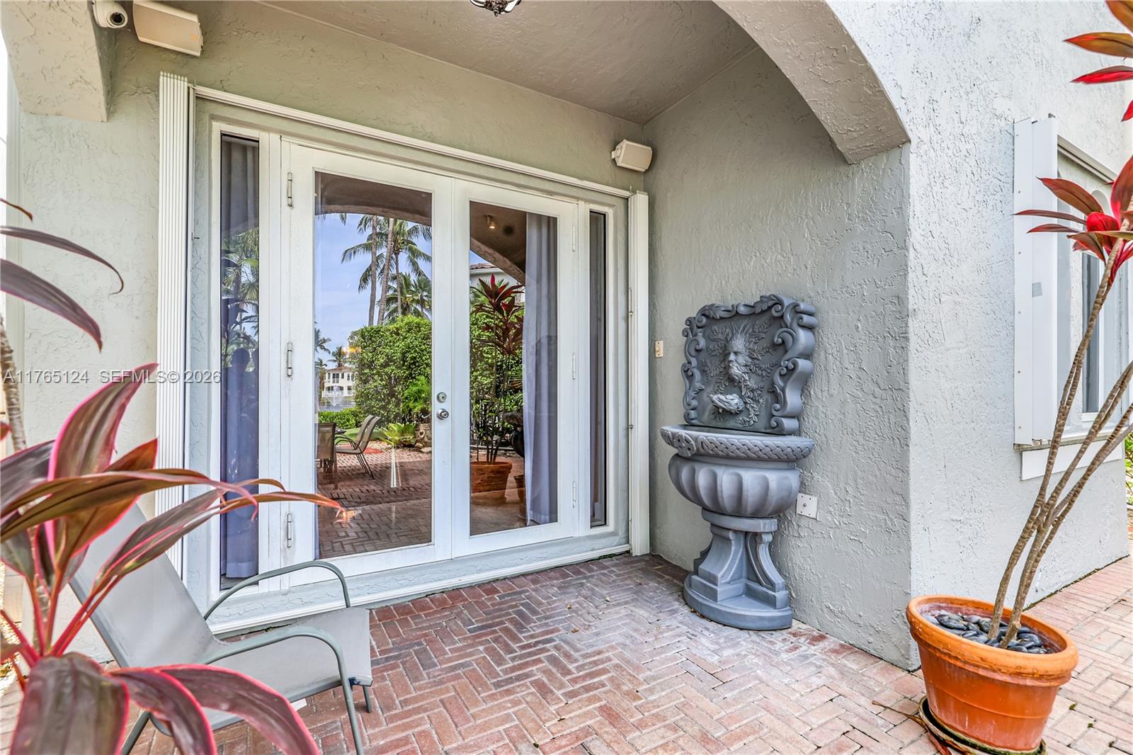 3015 NE 208th St Aventura, FL 33180