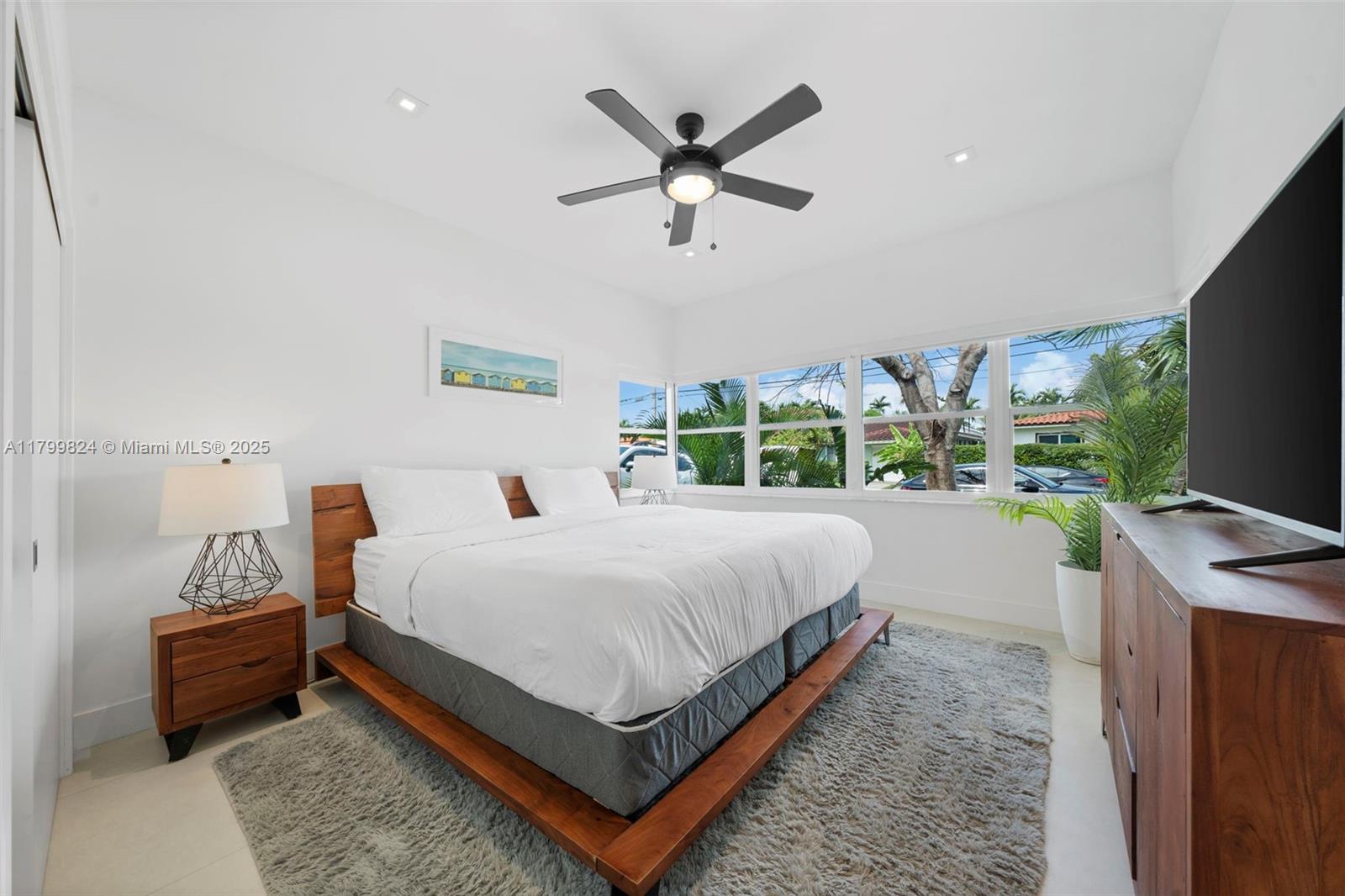 9189 Abbott Ave Surfside, FL 33154