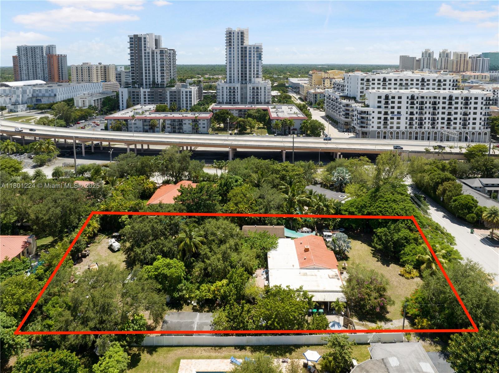 7901 SW 72nd Ave Miami, FL 33143