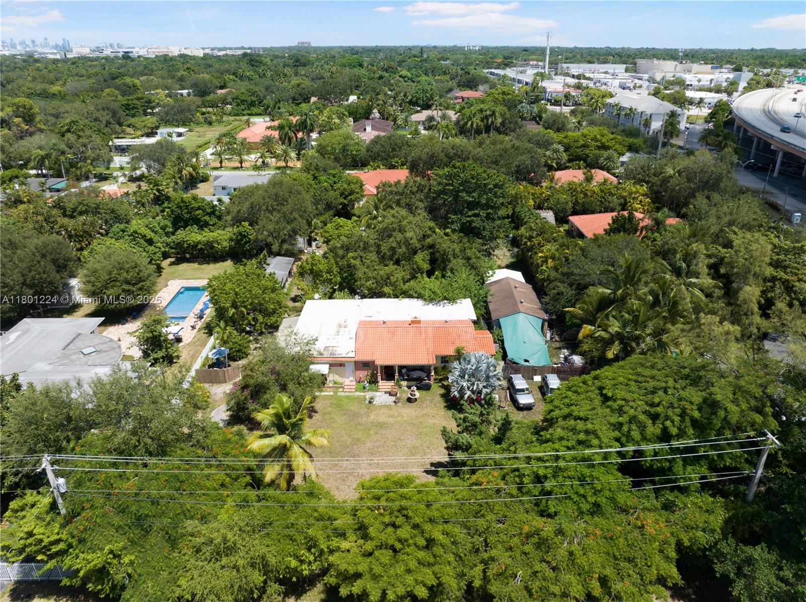 7901 SW 72nd Ave Miami, FL 33143