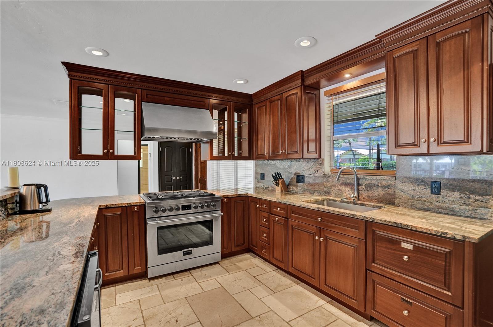 3100 NE 56th Ct Fort Lauderdale, FL 33308