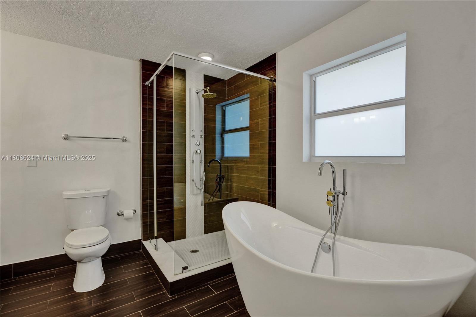 3100 NE 56th Ct Fort Lauderdale, FL 33308