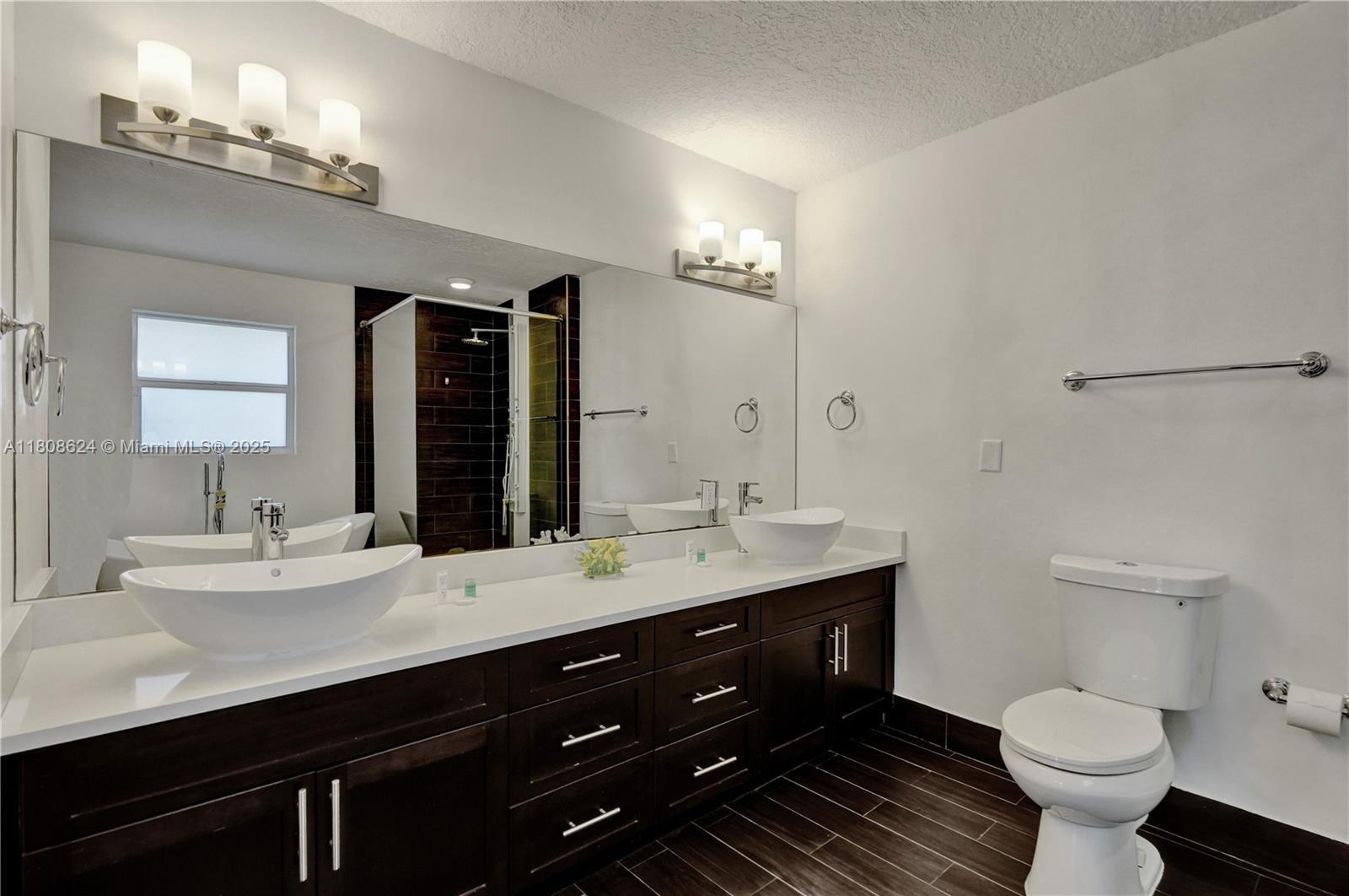 3100 NE 56th Ct Fort Lauderdale, FL 33308