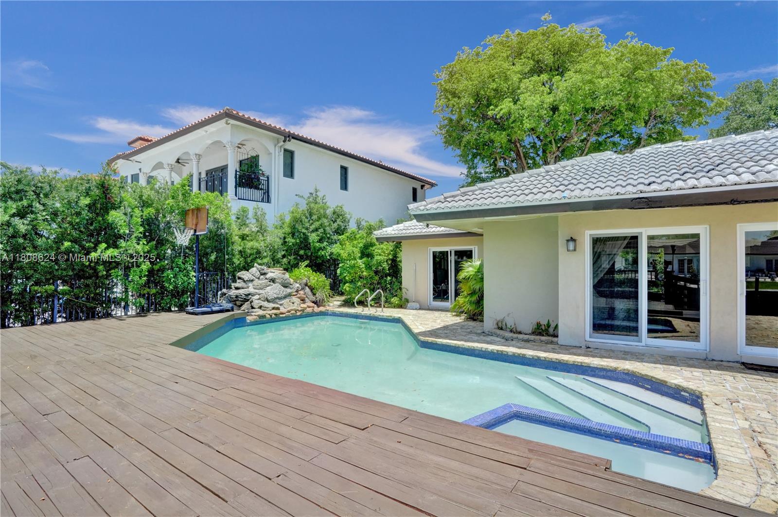 3100 NE 56th Ct Fort Lauderdale, FL 33308