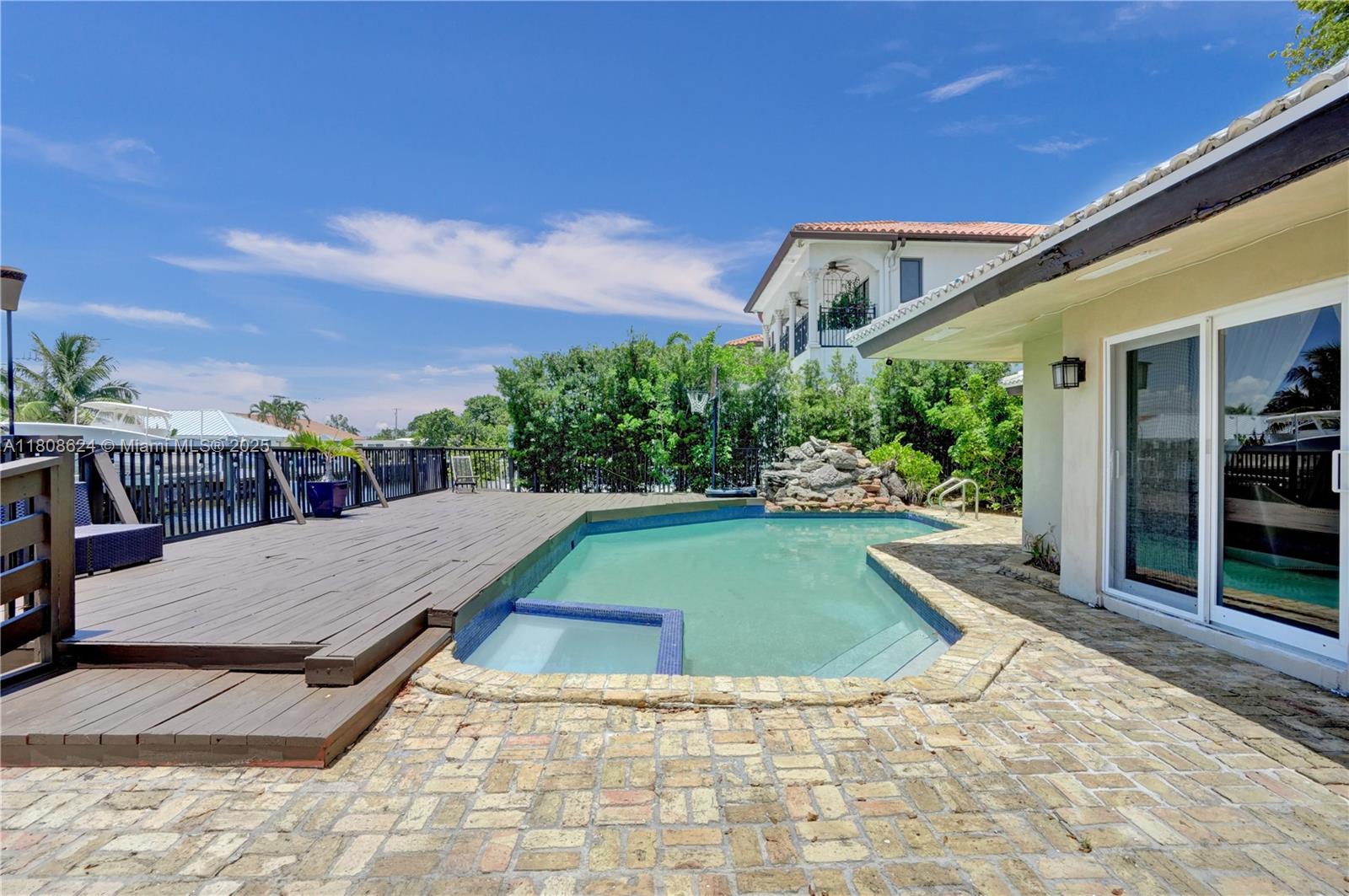 3100 NE 56th Ct Fort Lauderdale, FL 33308