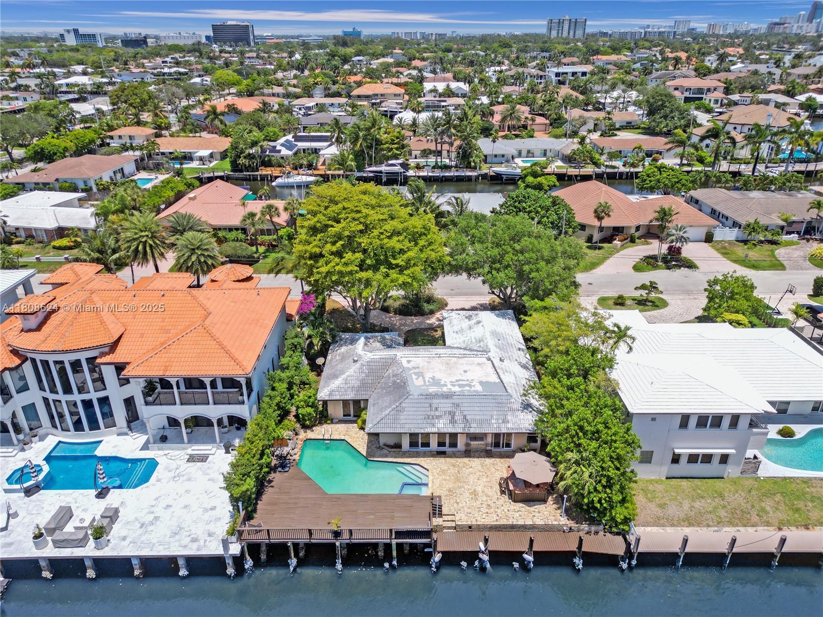 3100 NE 56th Ct Fort Lauderdale, FL 33308