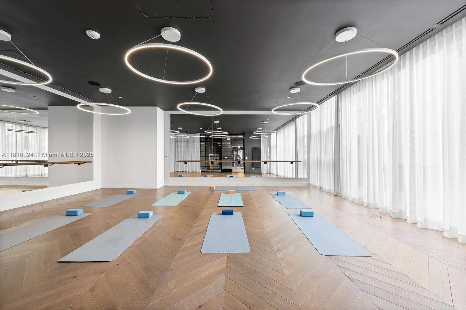 image Gale Residences19