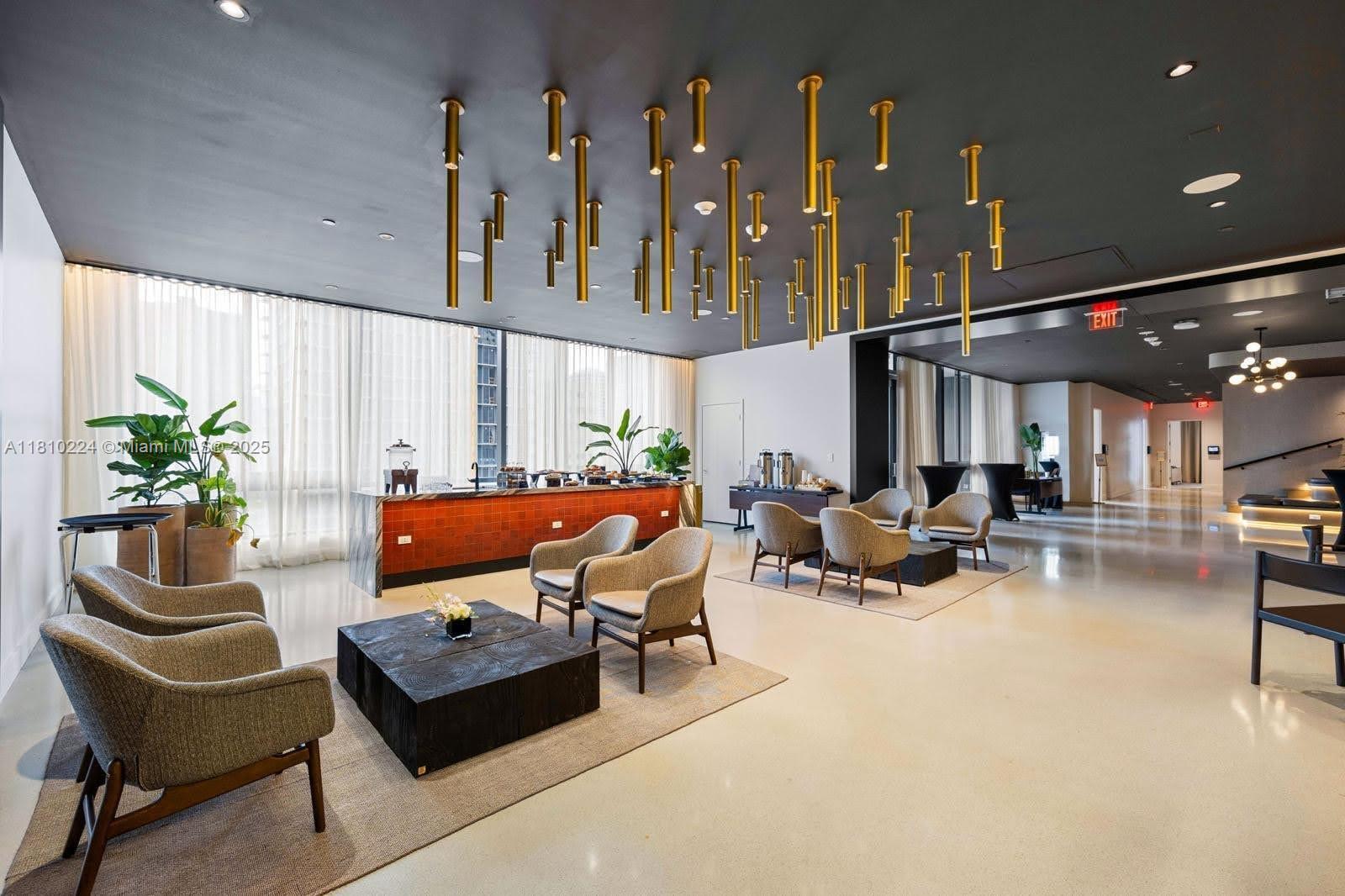image Gale Residences34