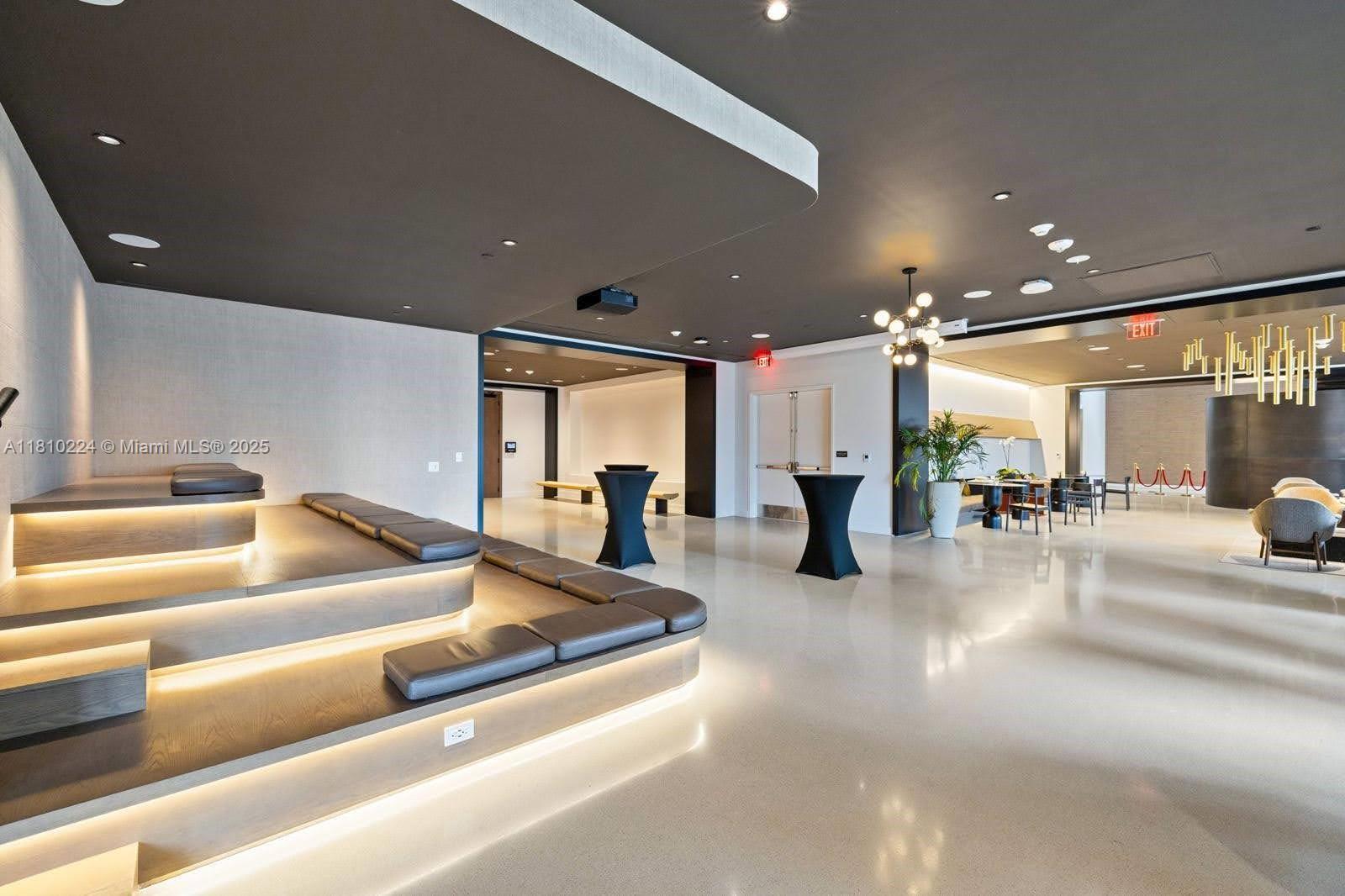 image Gale Residences44