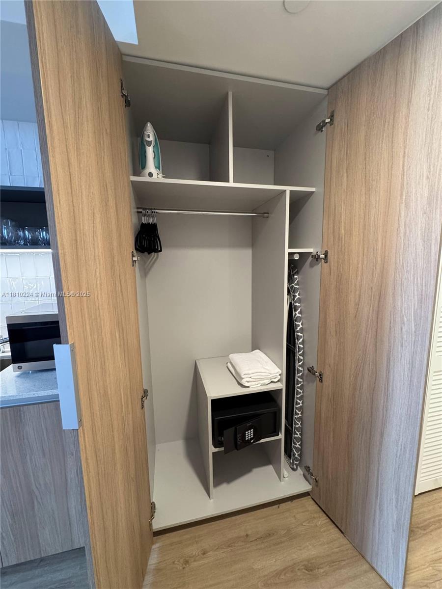 image Gale Residences5