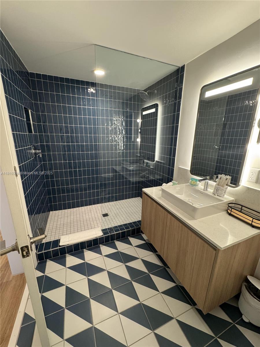 image Gale Residences7