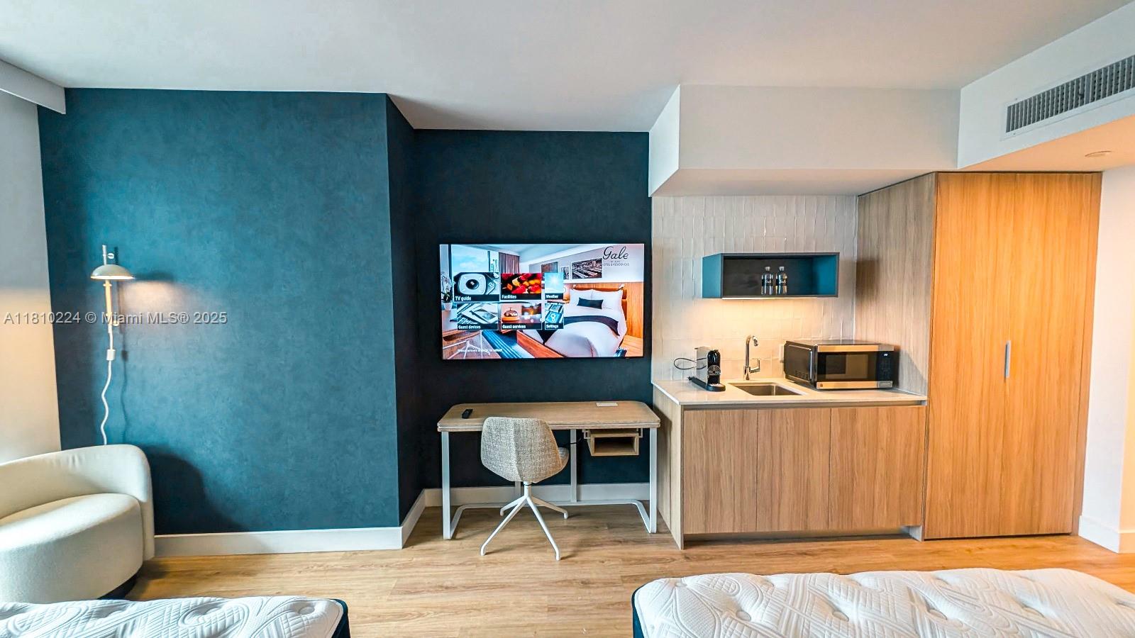 image Gale Residences8