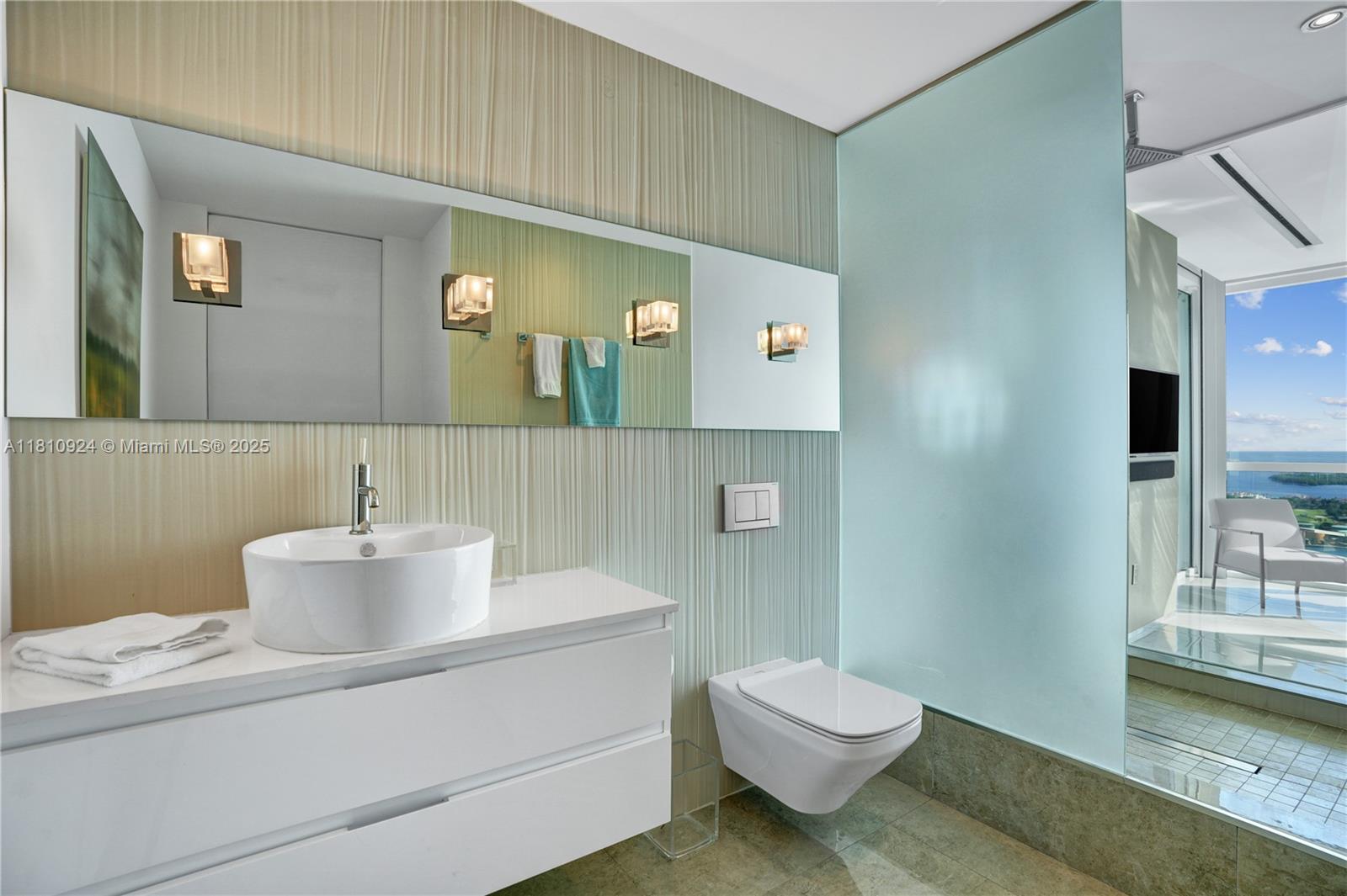 image Icon Condo32