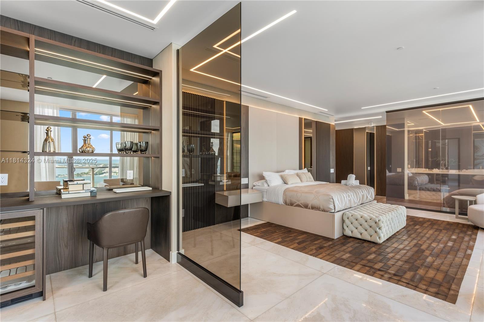 1300 Brickell Bay Dr #4400 Miami, FL 33131